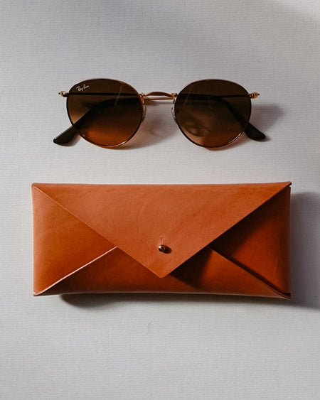 Long envelope in Ochre, Terra, Olive - vegetable-tanned leather - Fodder