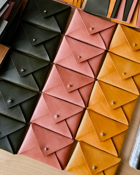 Mini envelope in Ochre, Terra, Olive - vegetable-tanned leather - Fodder