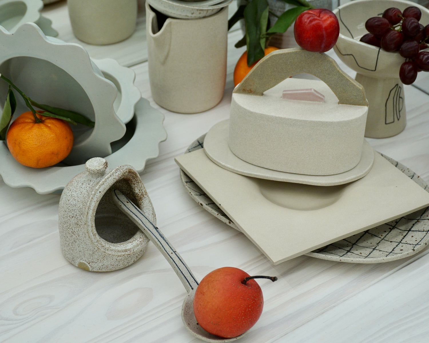 Perfect tableware for mums who like to gather round the table this mothers day | Shop Fodder